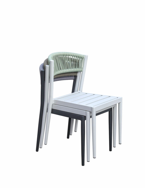 CHAISE TOBA – Image 3