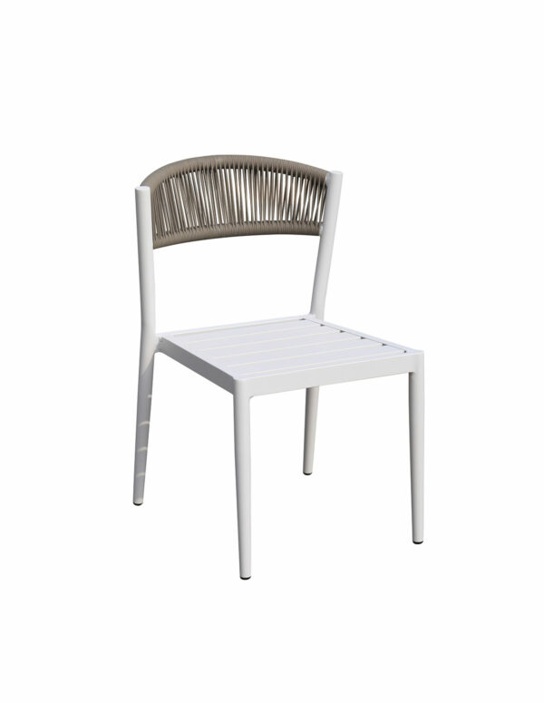 CHAISE TOBA